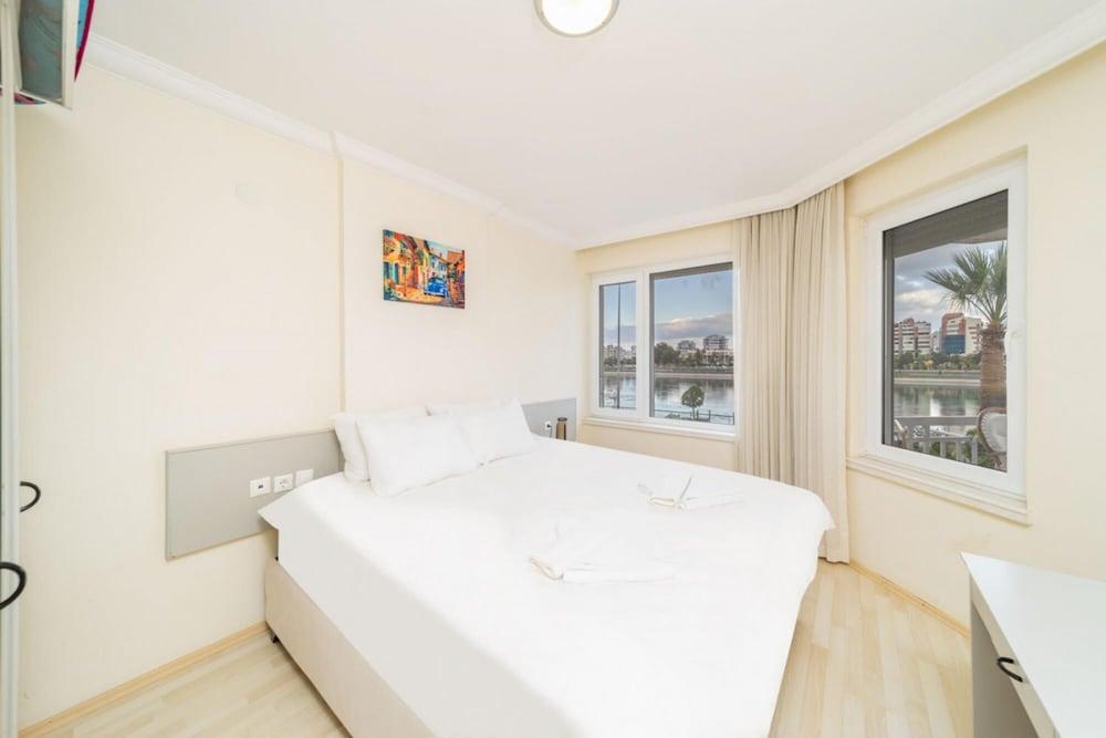 Lovely Apartment with Shared Pool in Konyaalti 2