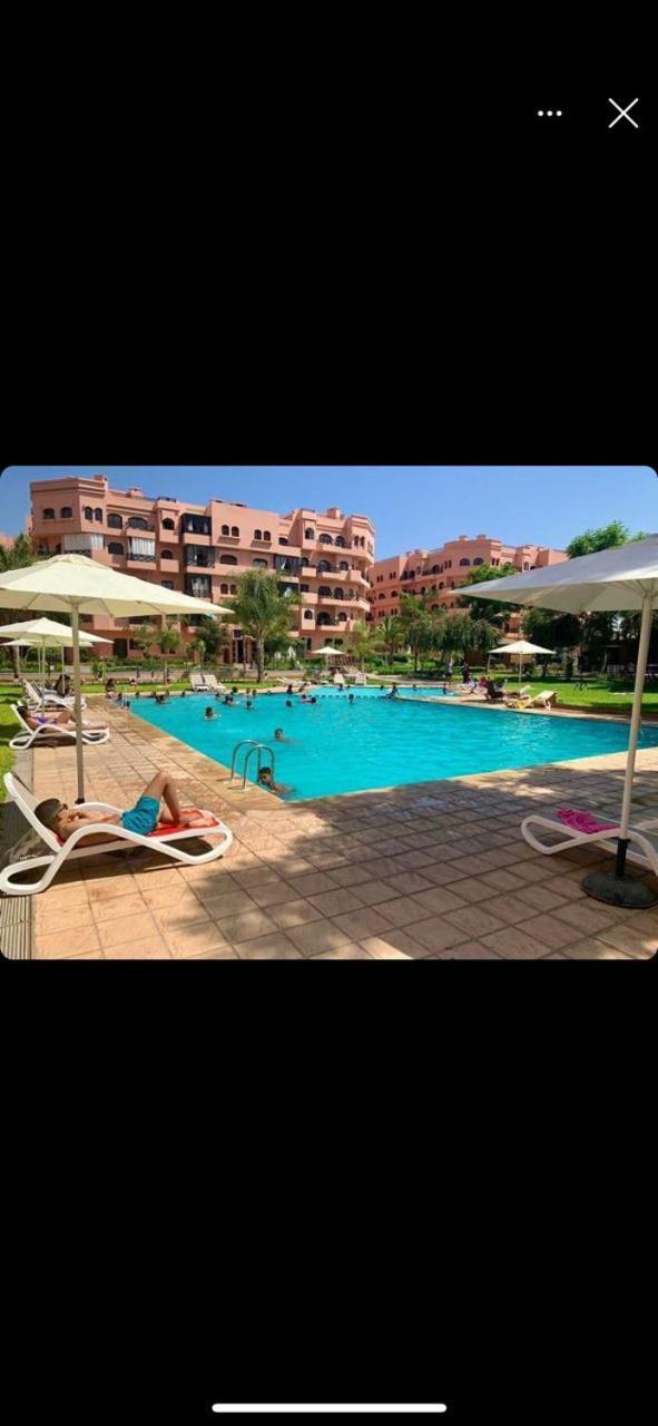 Un Moderne Chic Appartement Vue Sur Piscine 2