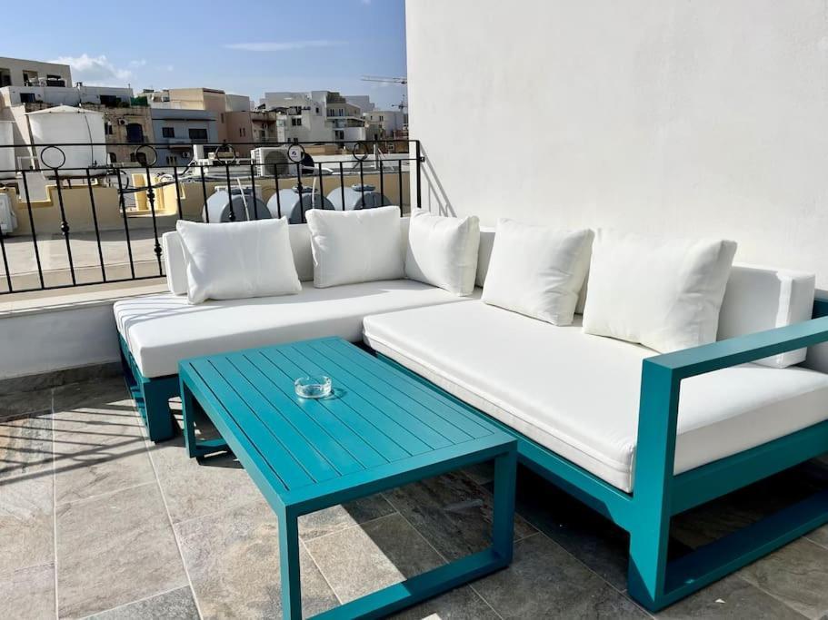 Beautiful 4-Bedroom Townhouse in Sliema 1