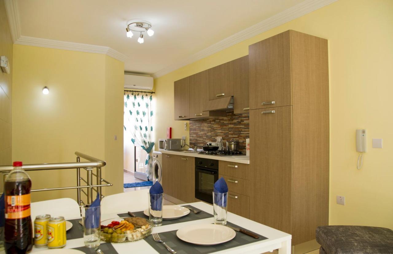 Sliema Duplex 1 Bedroom Apartment with 2 Bathrooms- Sleep 4 1