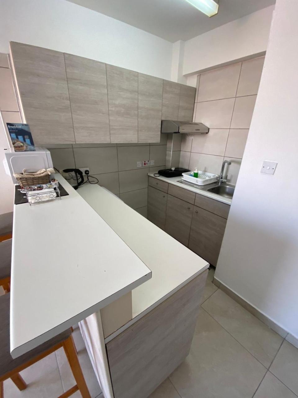 Alex Beach Apartment 203 1