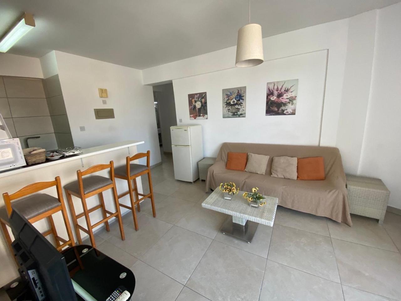 Alex Beach Apartment 203 2