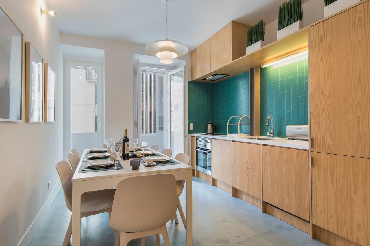 Lovelystay - Wide & Bright 4 Families 1