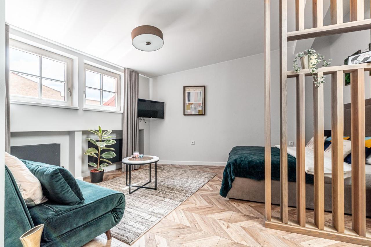 Modern Velvet Cathedral Square Studio