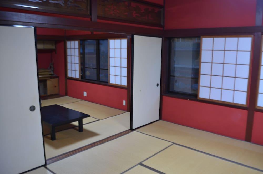 Yuwaku Guesthouse - Hostel 2