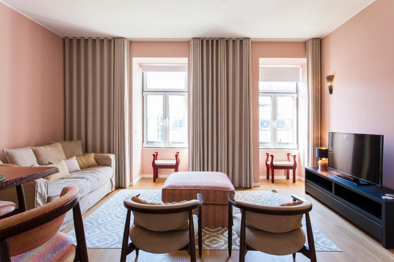 Joivy Sublime 2br Apt on Restauradores Square Nearby Rossio Station 2