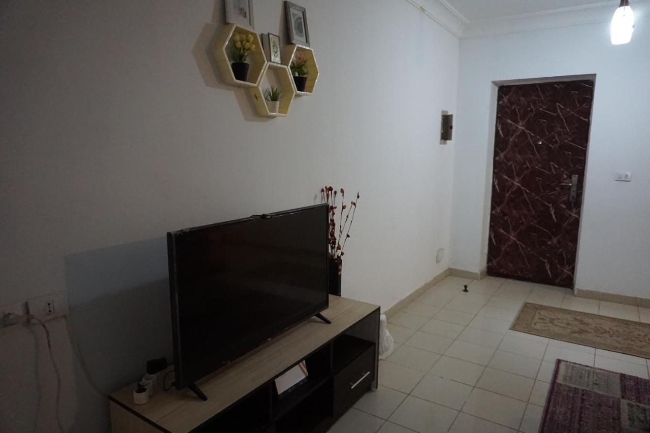 One Bedroom Apt at the View - B104 2