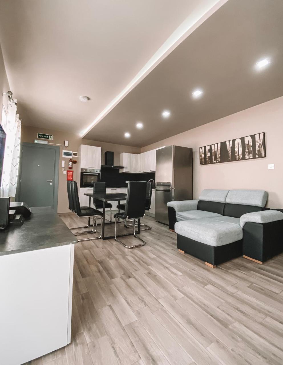 Lovely Modern Apartment in St.Julian