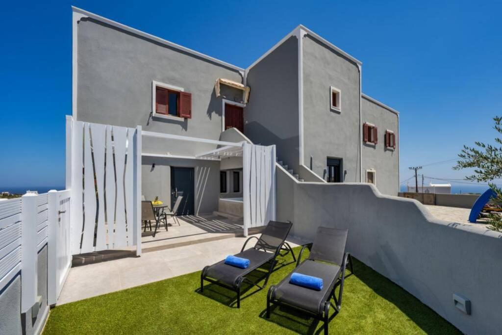 Christianna & George Luxury Hot Tub Apartment 1