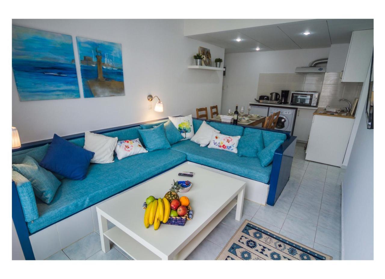 The Blue Deer of Rhodes 1