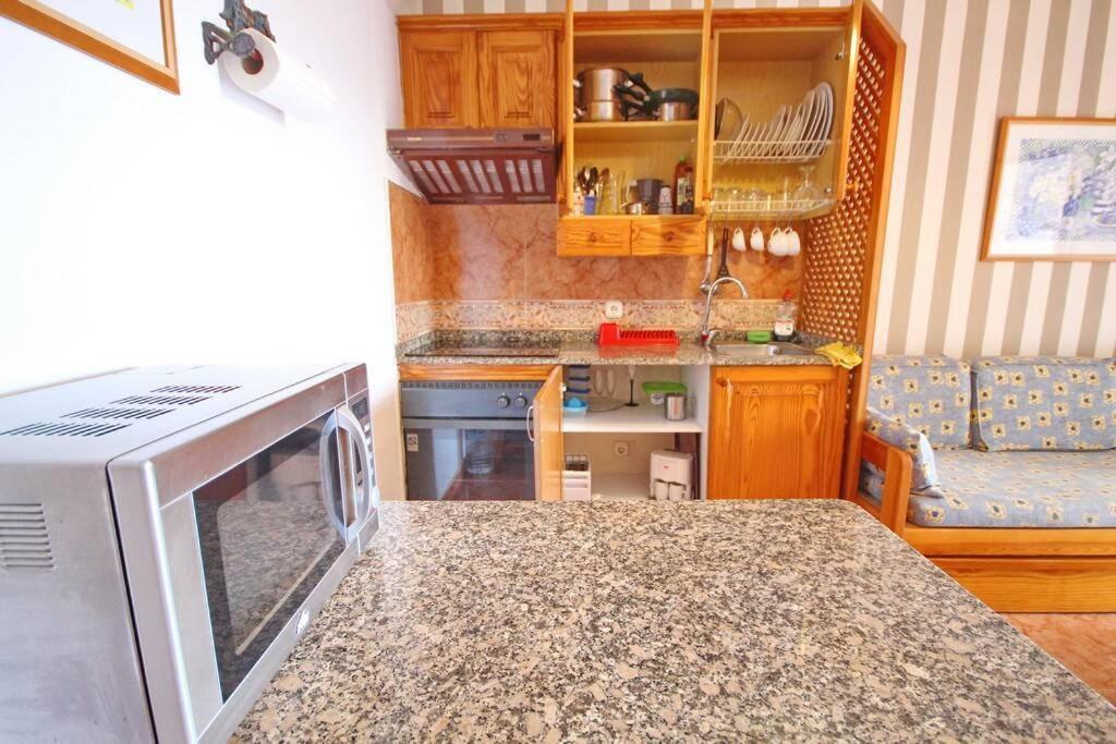 Cozy Studio in Playa Fanabe 2