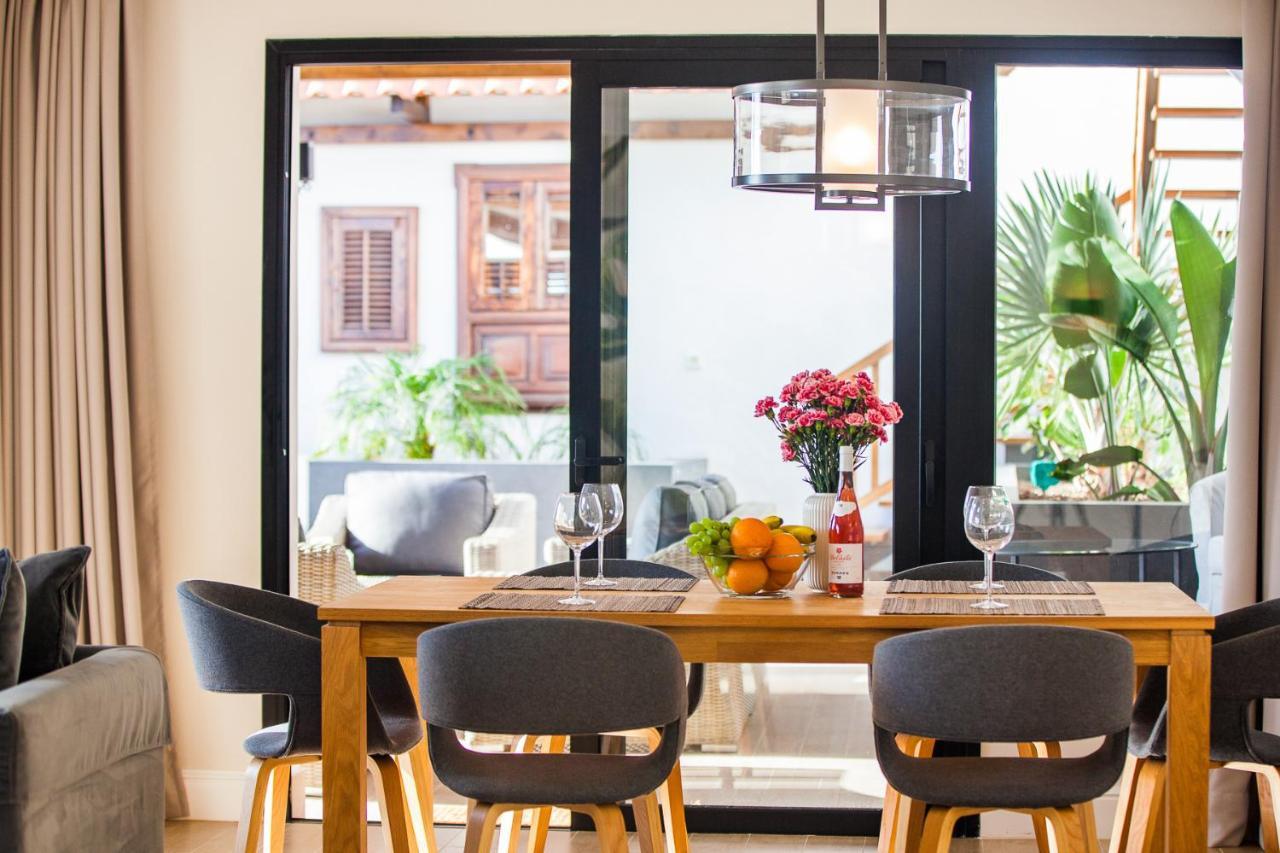 Luxury Private Villa with Heated Pool And Amazing Ocean View 1