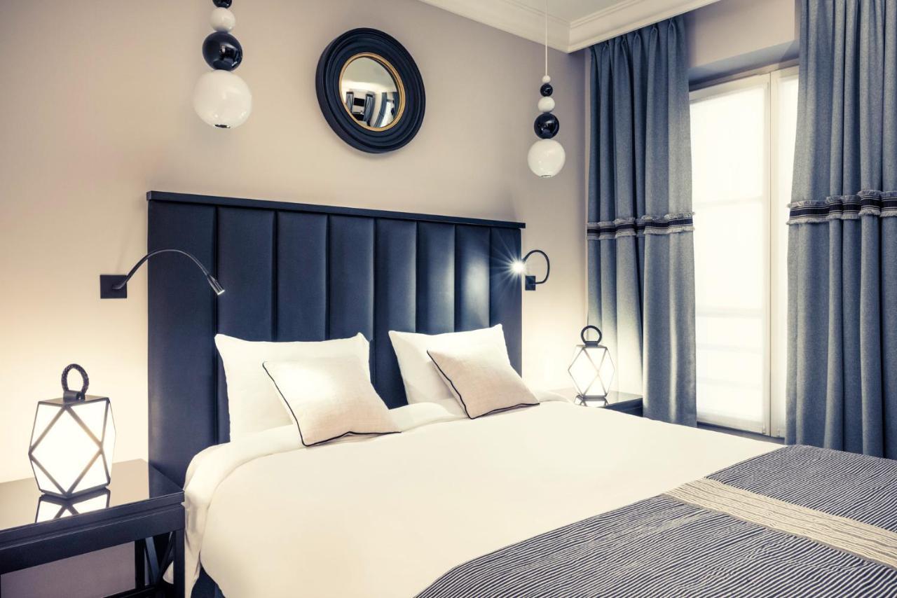 Mercure Paris Arc de Triomphe Wagram Hotel