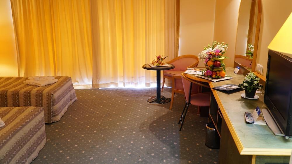 Altis Resort Hotel & SPA 2