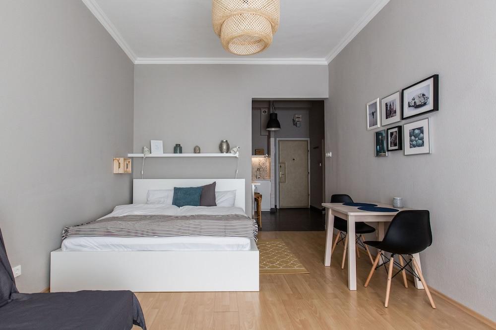 Revay Koz 2 Apartment 2