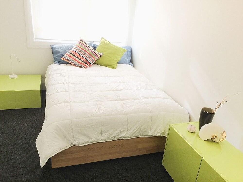 Stunning Harbour Views H325 2