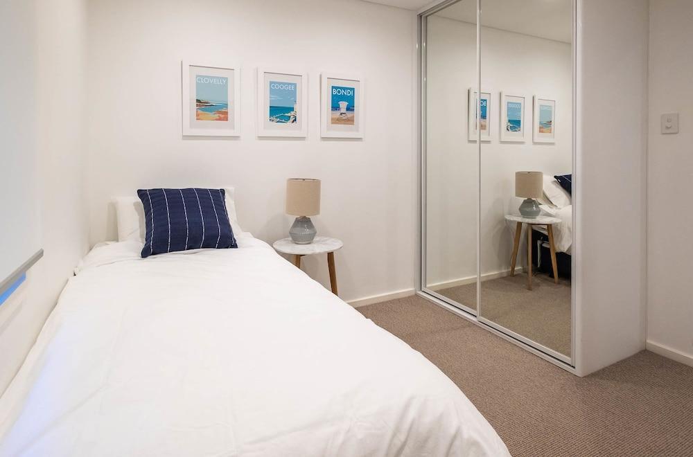 Luxury in Prestigious Double Bay H428 2