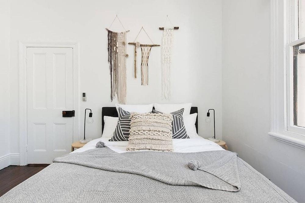 Historic 1890s House with Terraced Backyard Deck H346 1