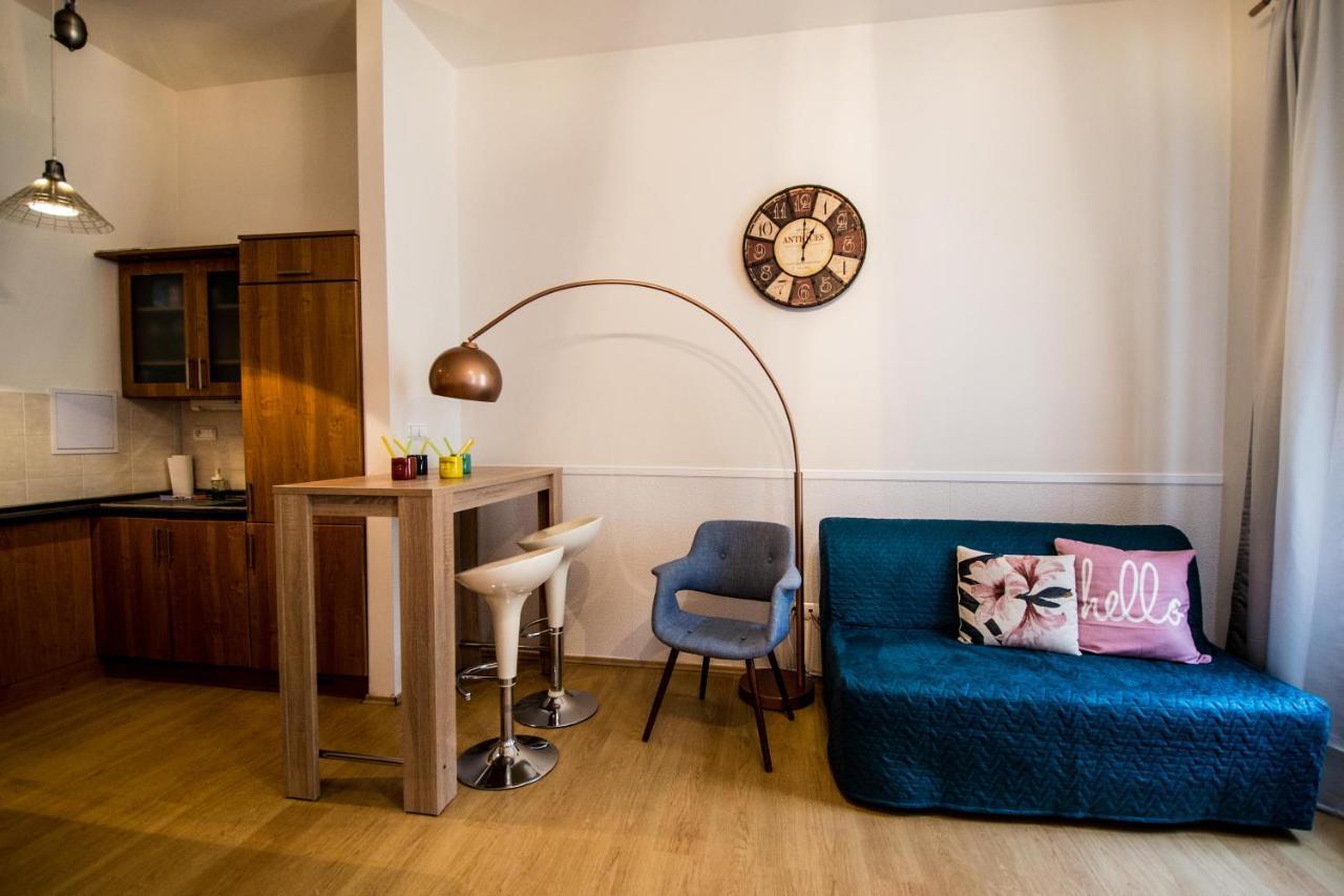 Riverside Ruterra Apartment 1