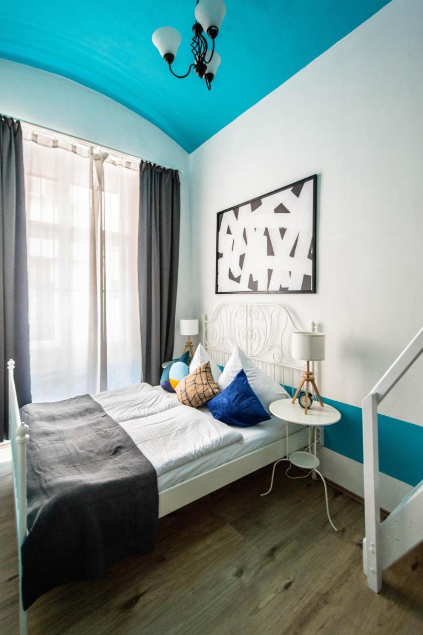 Sweet Home by Ruterra 1