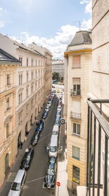 Budapest Basilica Apartment 2