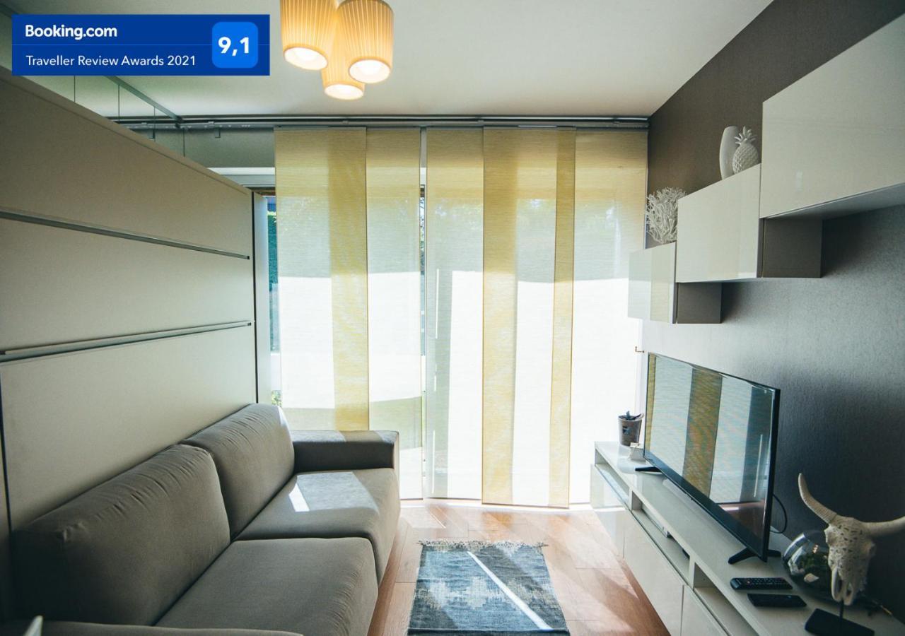 Le Petit Roi - Standingplace (Adults Only)