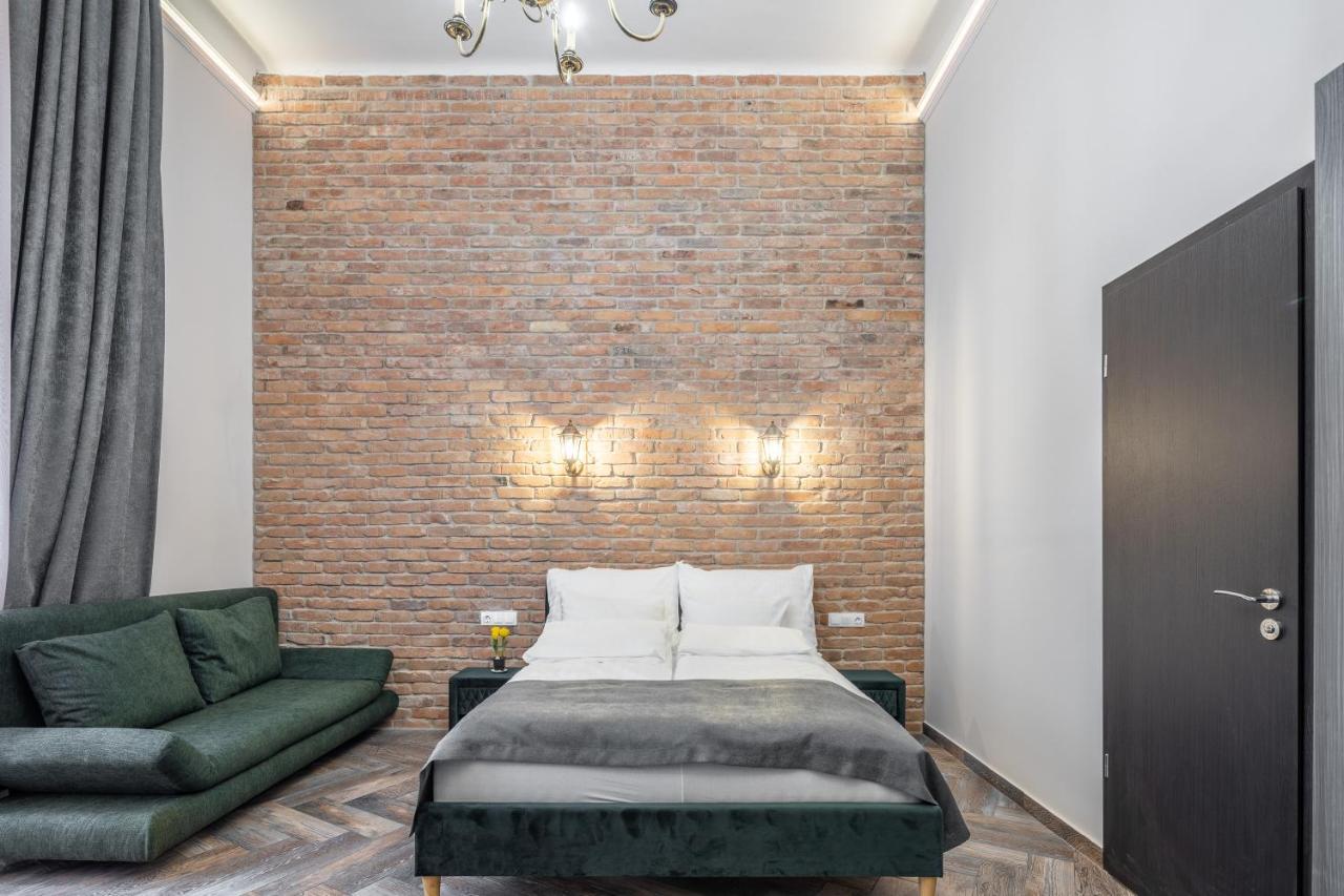 Budapest Marvelous Apartment in Andrassy Boulevard 1