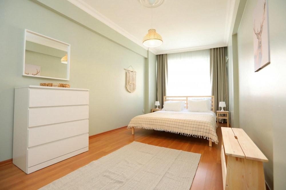 Spacious And Central Flat in Sisli 2