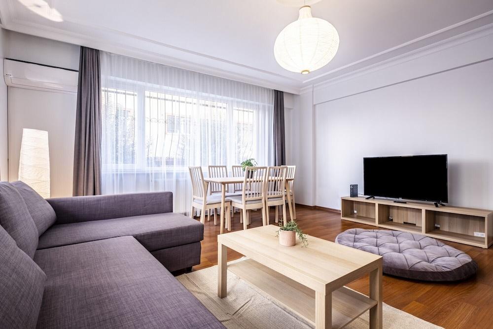 Magnificent Flat with Central Location in Sisli 1