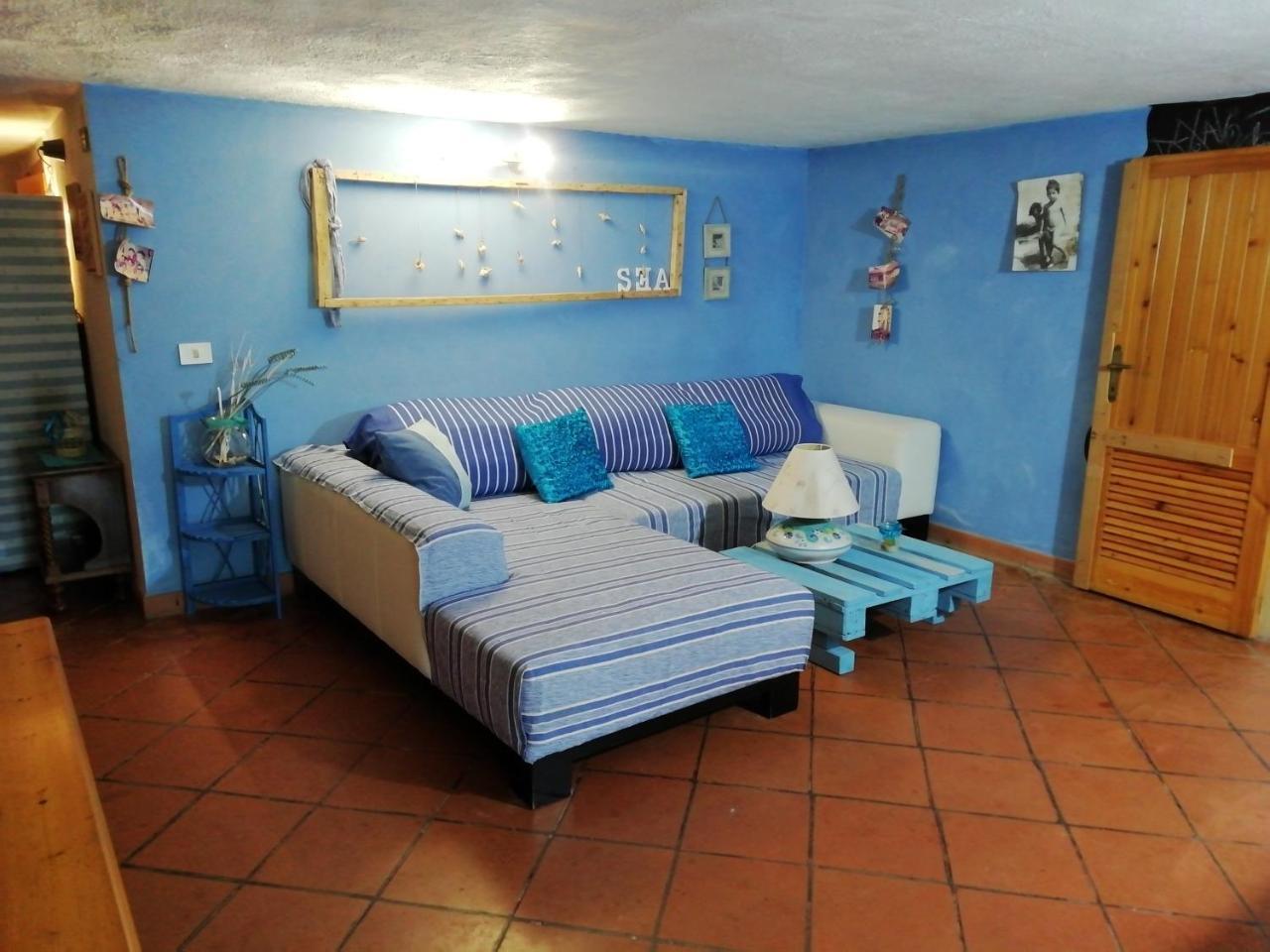 Freschissima Casa Con Giardino Arredato a 700 Mt Dalla Spiaggia