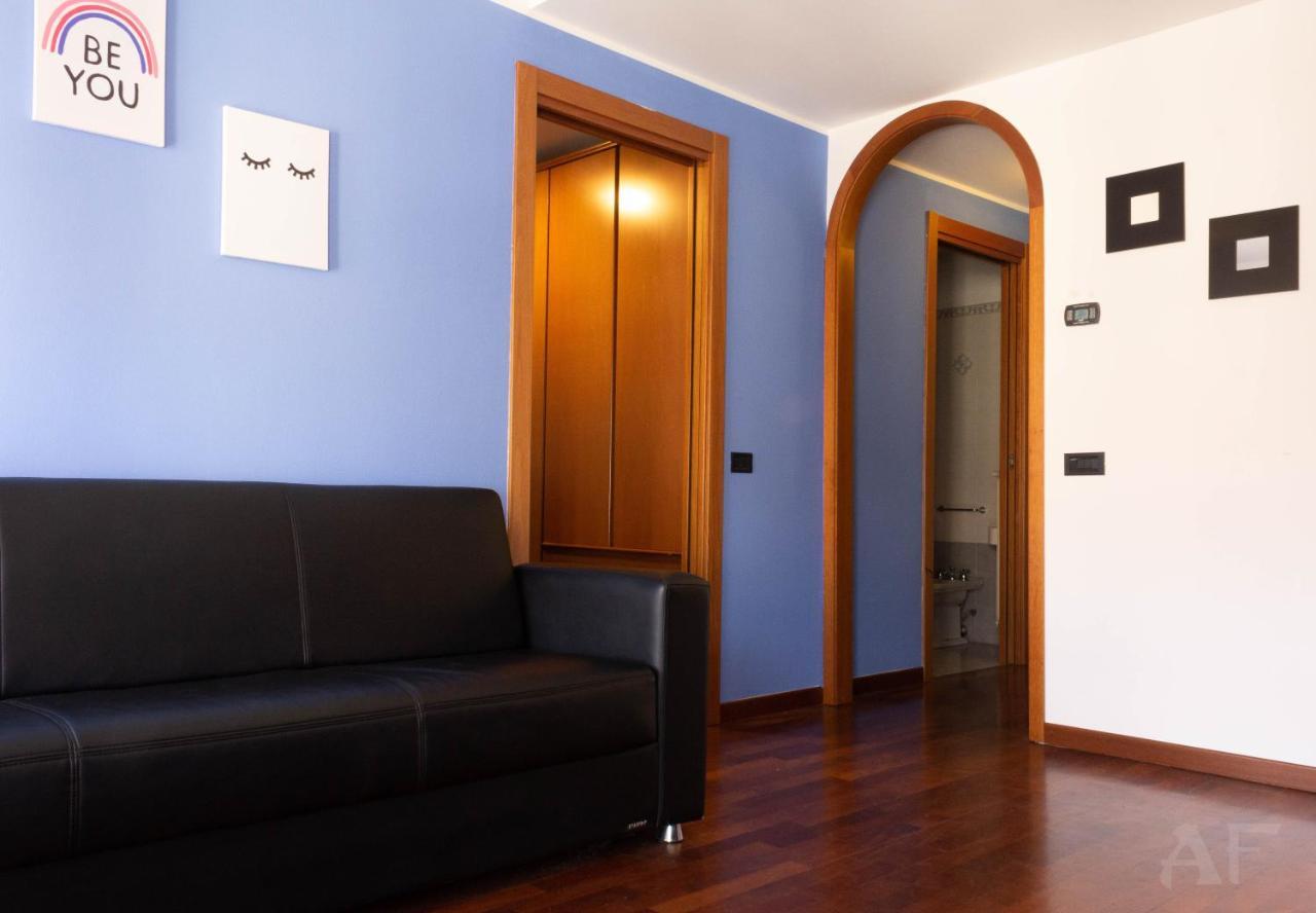 Corso San Gottardo - Darsena Flat