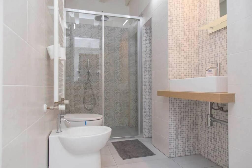 La Milanese - Piazza 5 Giornate 1