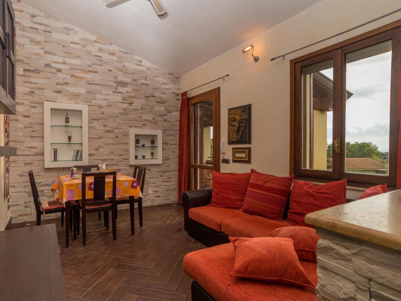 Apartment Appartamento Doria - Rei186 by Interhome 1