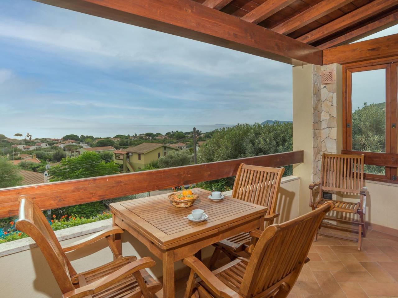 Apartment Appartamento Doria - Rei186 by Interhome