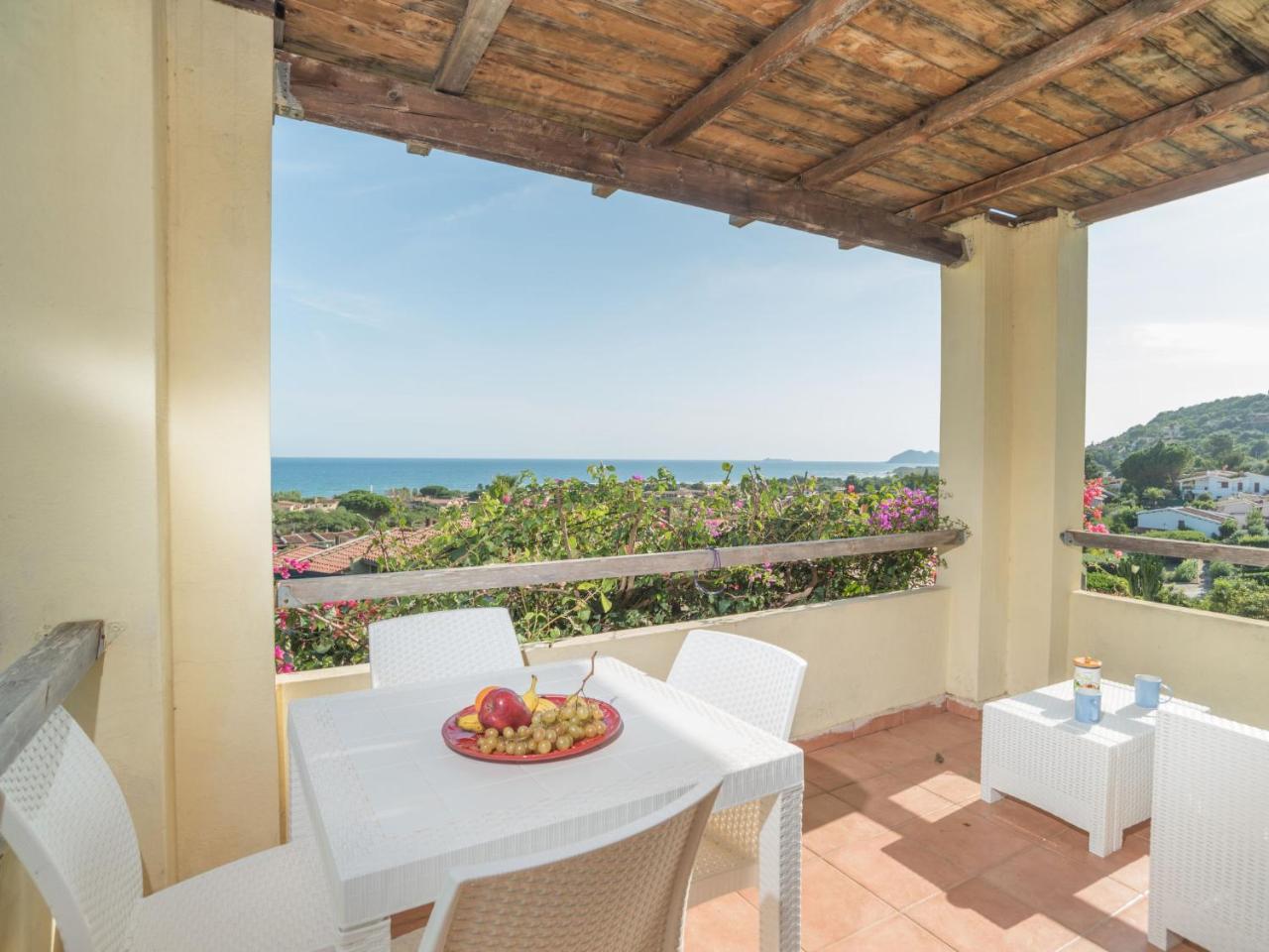 Apartment Stella Con Piscina Comune - Rei101 by Interhome 1