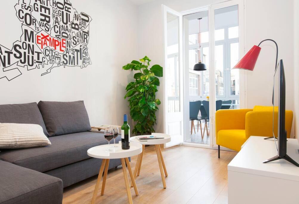 Perfectly Located 4bed 4bath Apartment in Barcelona 3 1 (Adults Only)