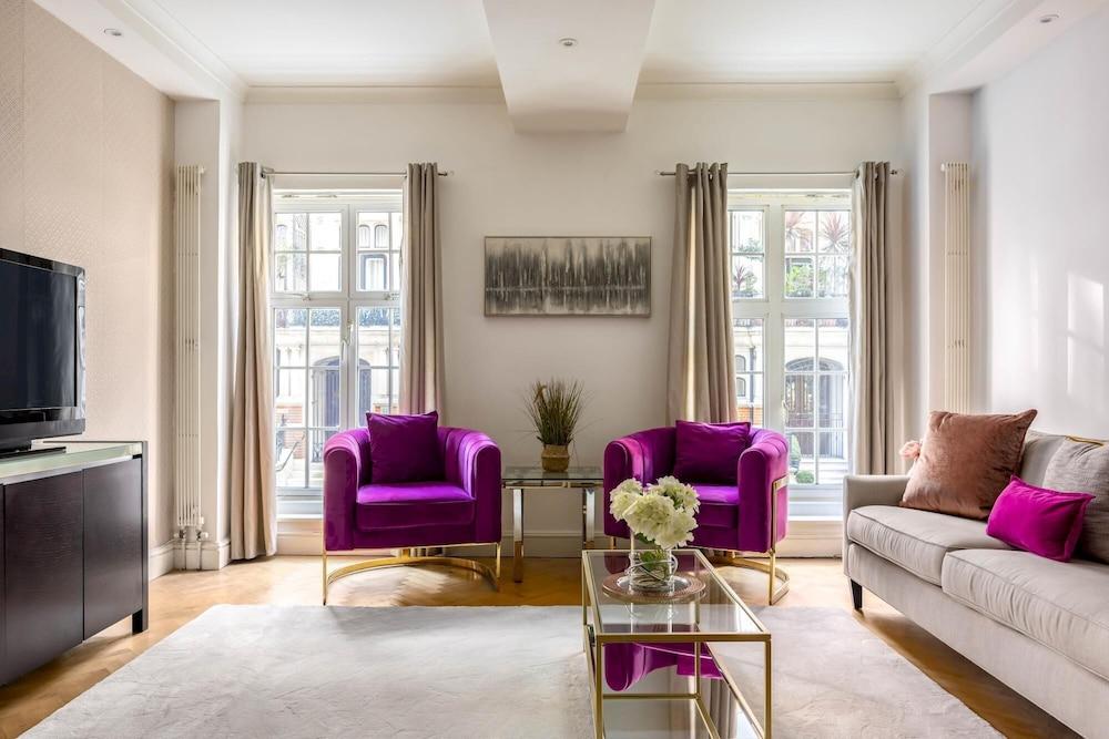 Park Lane Lux 2-Bed Apartment