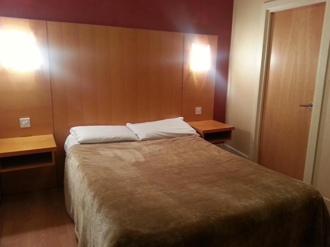 Berkeley Court Hotel London 1