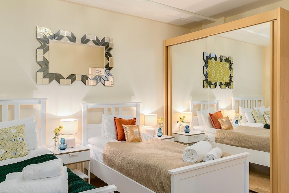 Sussex Gardens Apartments 2