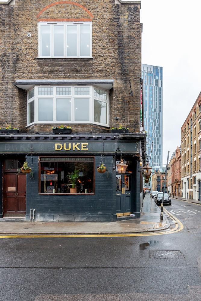 Perfect Holiday Escape - 1 And 2 Bedroom Deluxe Apartments at Liverpool Street