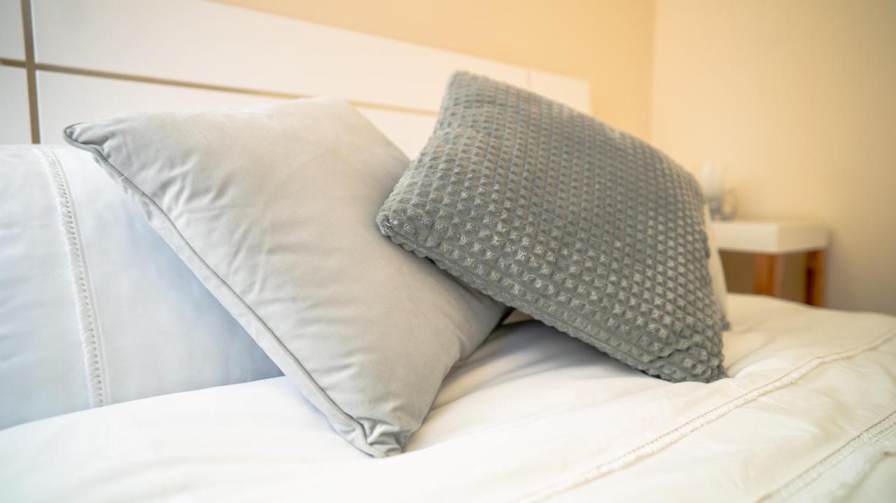 Comfy Spacious Apartment in Canary Wharf 2