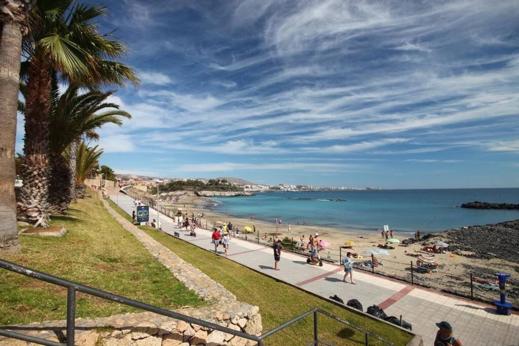 Studio in Beachfront Complex in El Duque Area, Costa Adeje 2