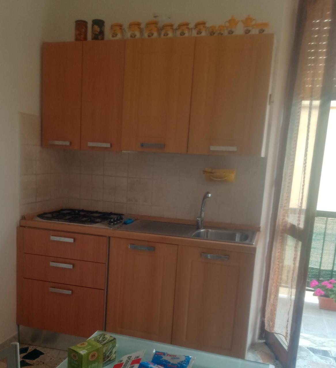 Quedar-Se a L'alguer (Adults Only) 1