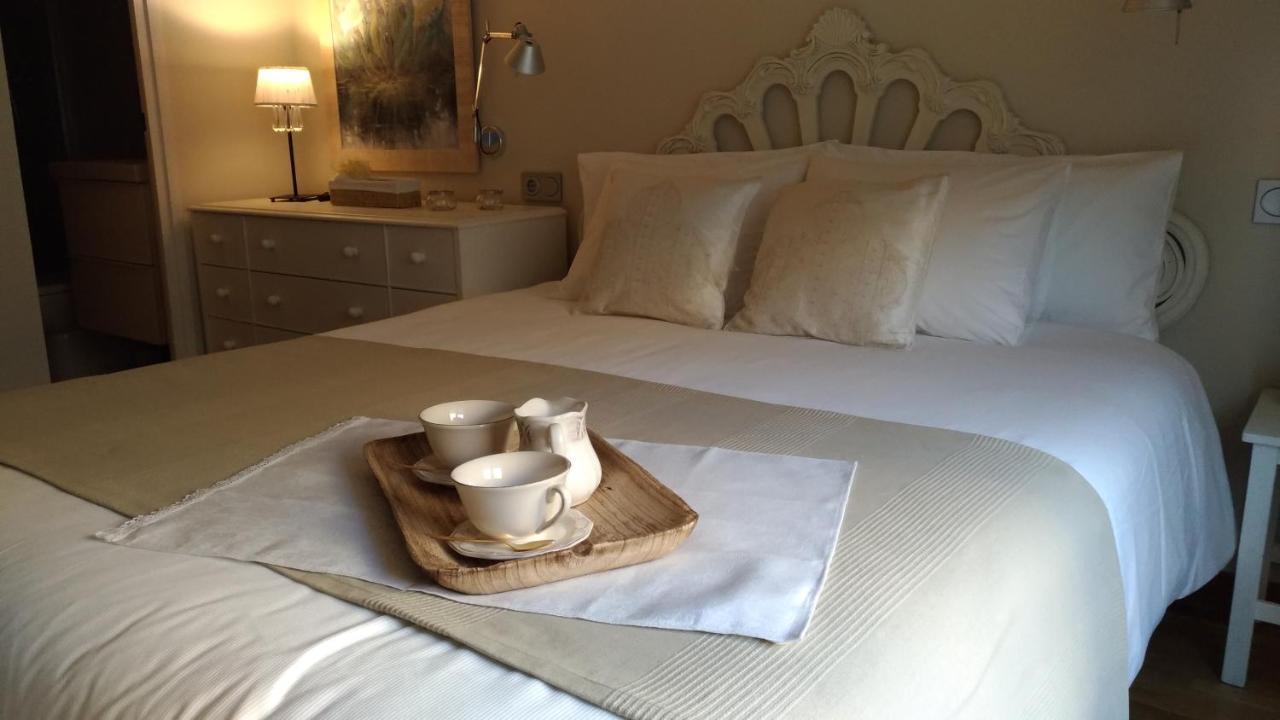 Petit Rossello (Adults Only)