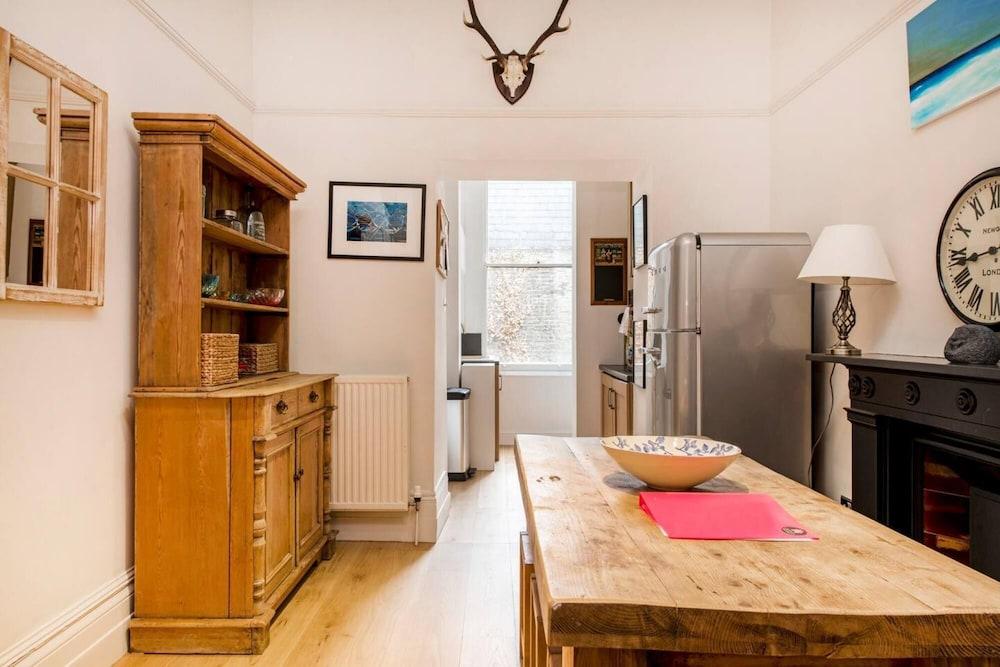 Fab 2 Br Flat in Paddington Near Hyde Park 2
