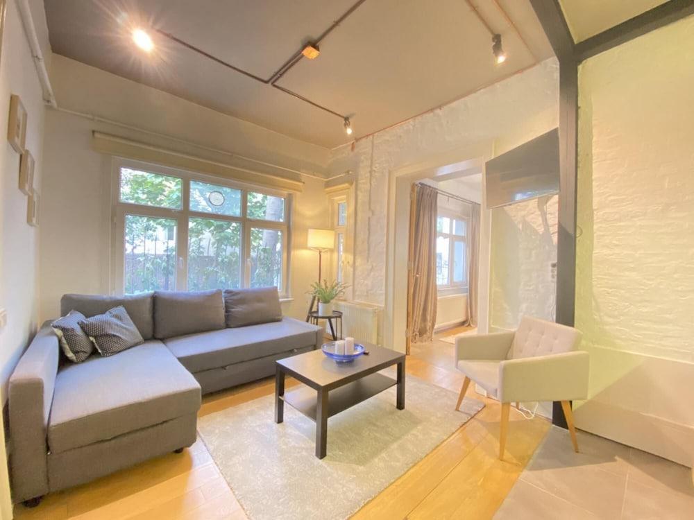 Missafir Charming And Central Flat in Beyoglu