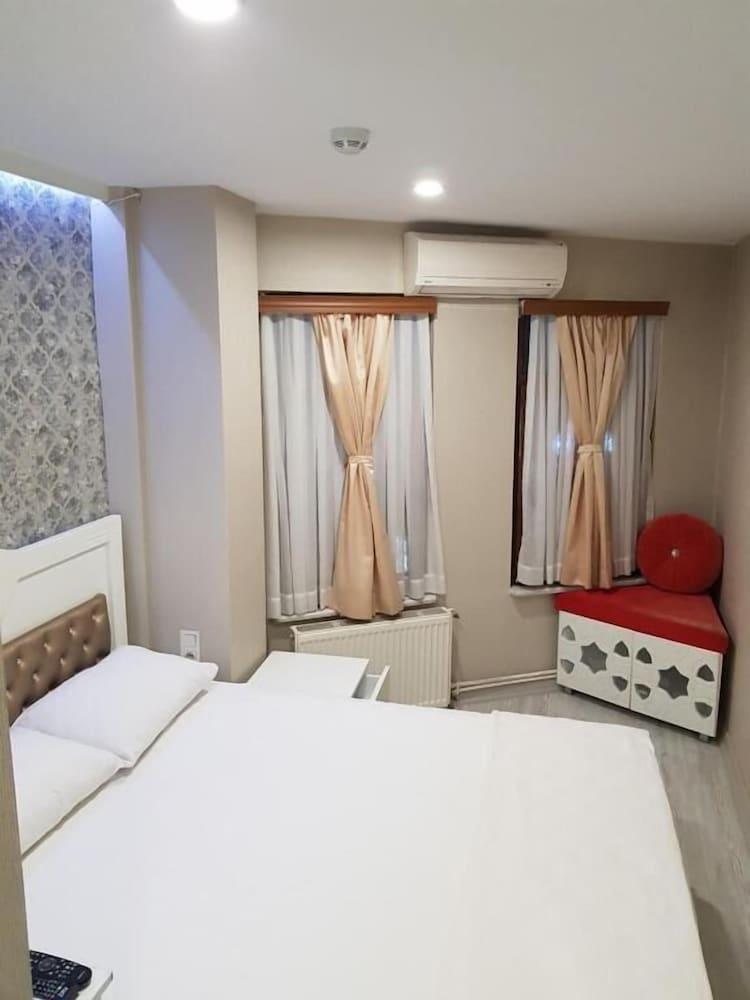 Kupa Hotel (Adults only) 1