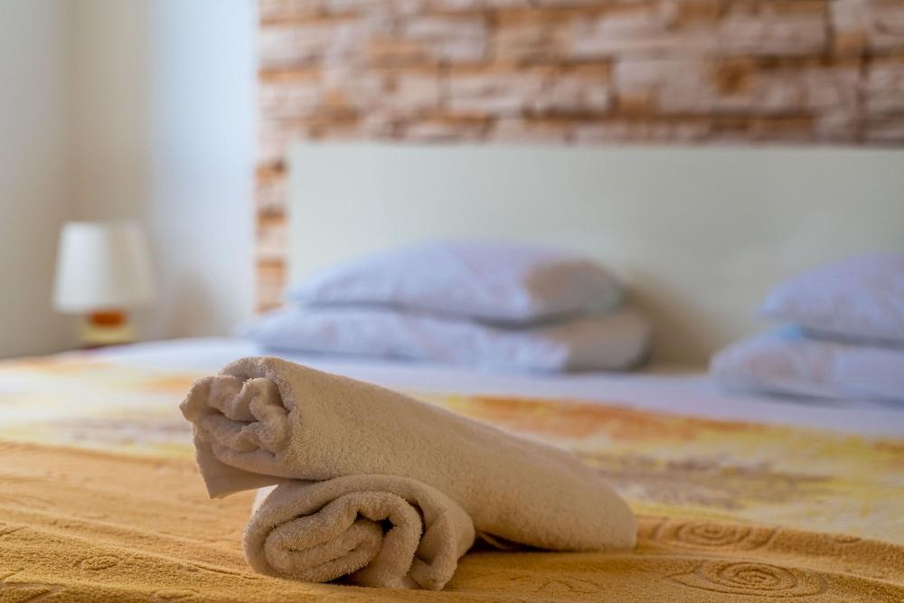 Sea View Apartments - Lenka Radic Zlatni Potok 28 1