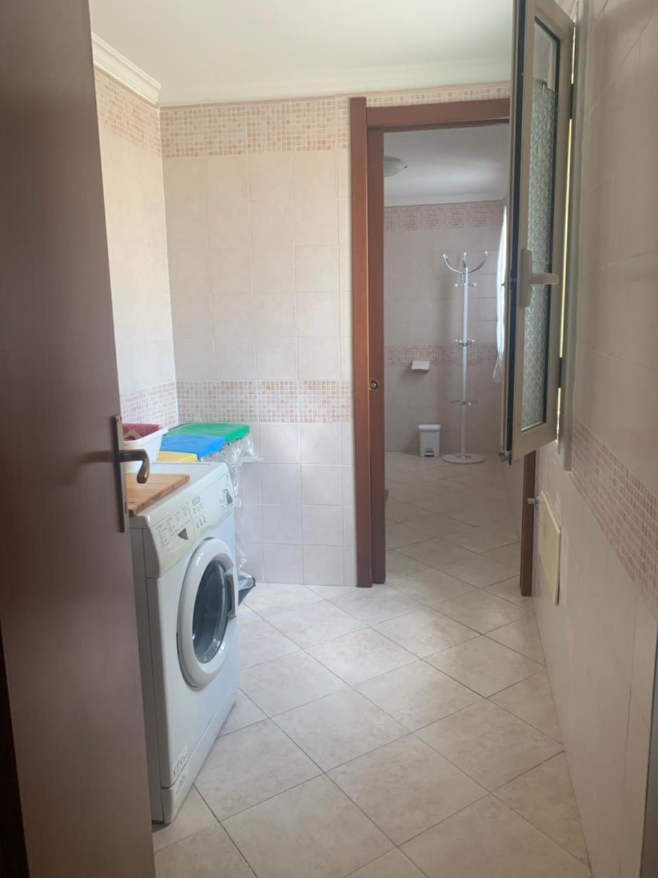 Casa Adriana, Centralissima, Confinante Ospedale Civile 2