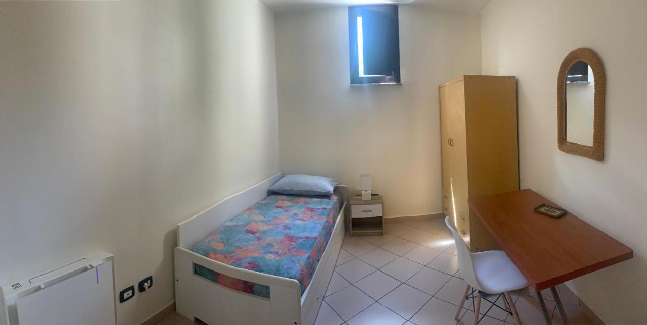 Casa Adriana, Centralissima, Confinante Ospedale Civile 1